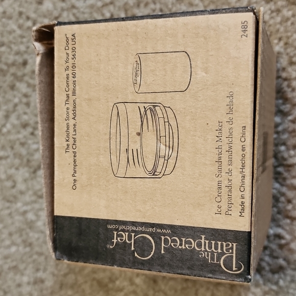Pampered Chef Ice cream sandwich maker New /#440 - Picture 1 of 2